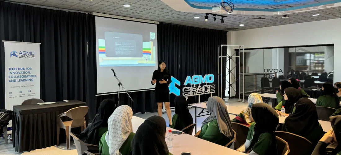 A workshop session at Agmo Space, Cyberjaya, under the Agmo Space banner